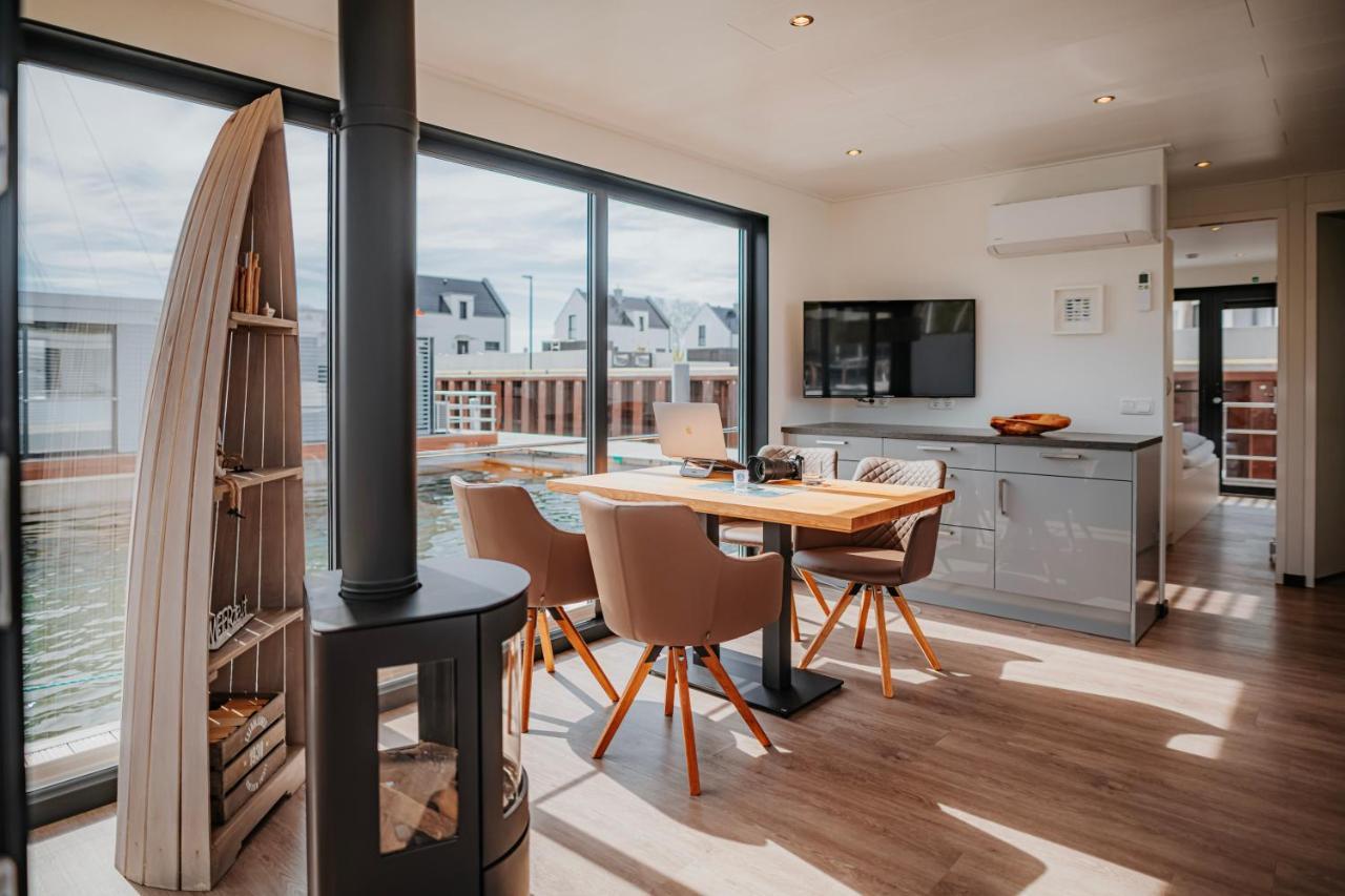 Schwimmendes Ferienhaus "Trinity" Ihr Seahome Auf Der Ostsee Peenemunde Exteriér fotografie