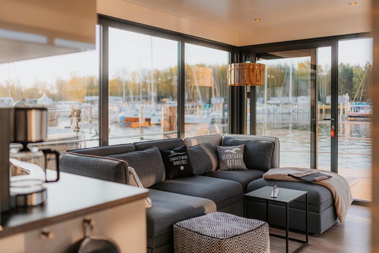 Schwimmendes Ferienhaus "Trinity" Ihr Seahome Auf Der Ostsee Peenemunde Exteriér fotografie